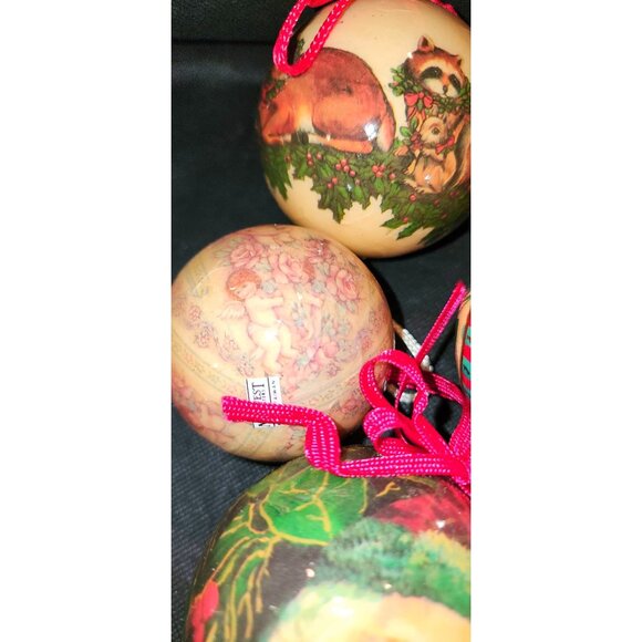 Vintage Christmas Ornaments Set Of 9 Hand-Painted Wooden Baubles Festive - Picture 3 of 10